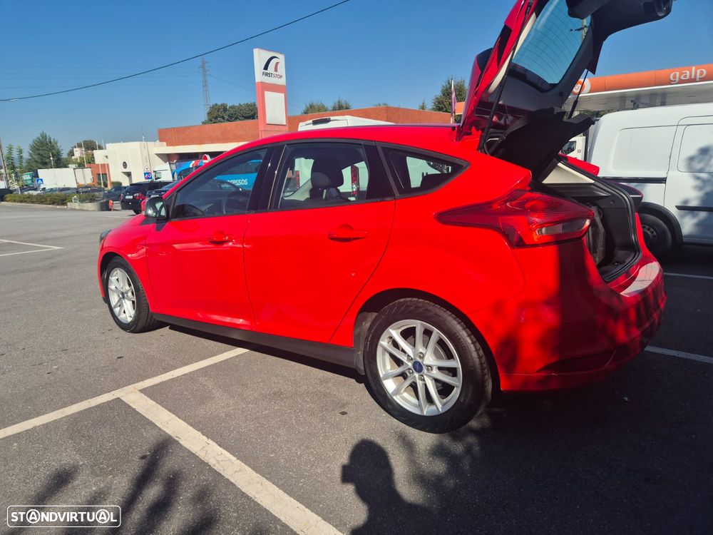 Ford Focus - 6