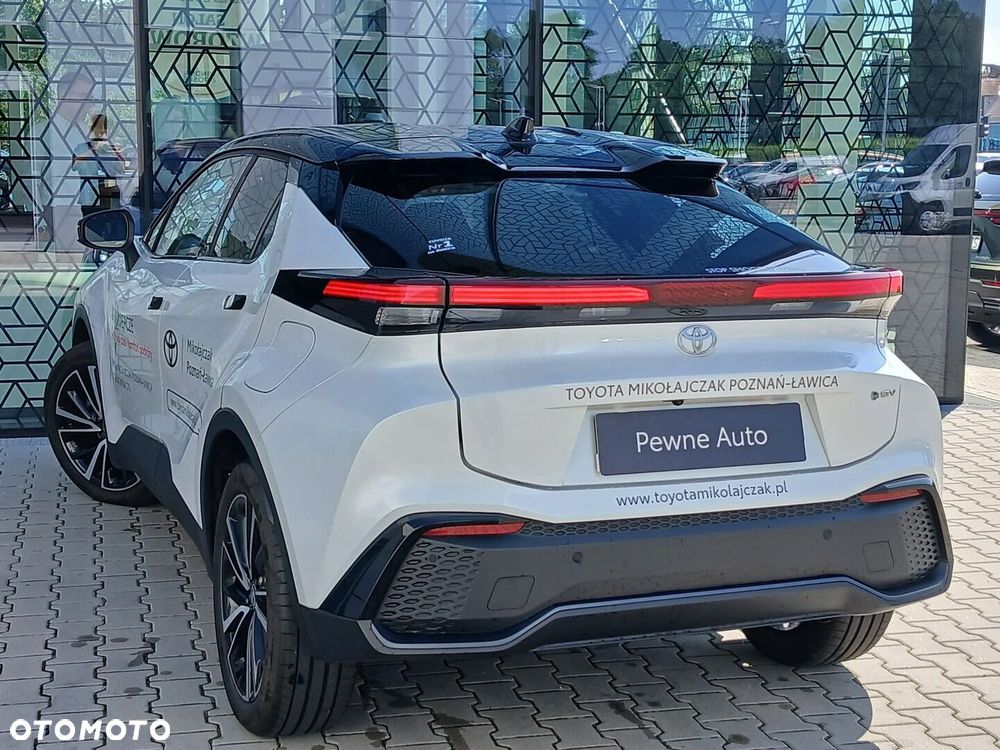 Toyota C-HR - 11
