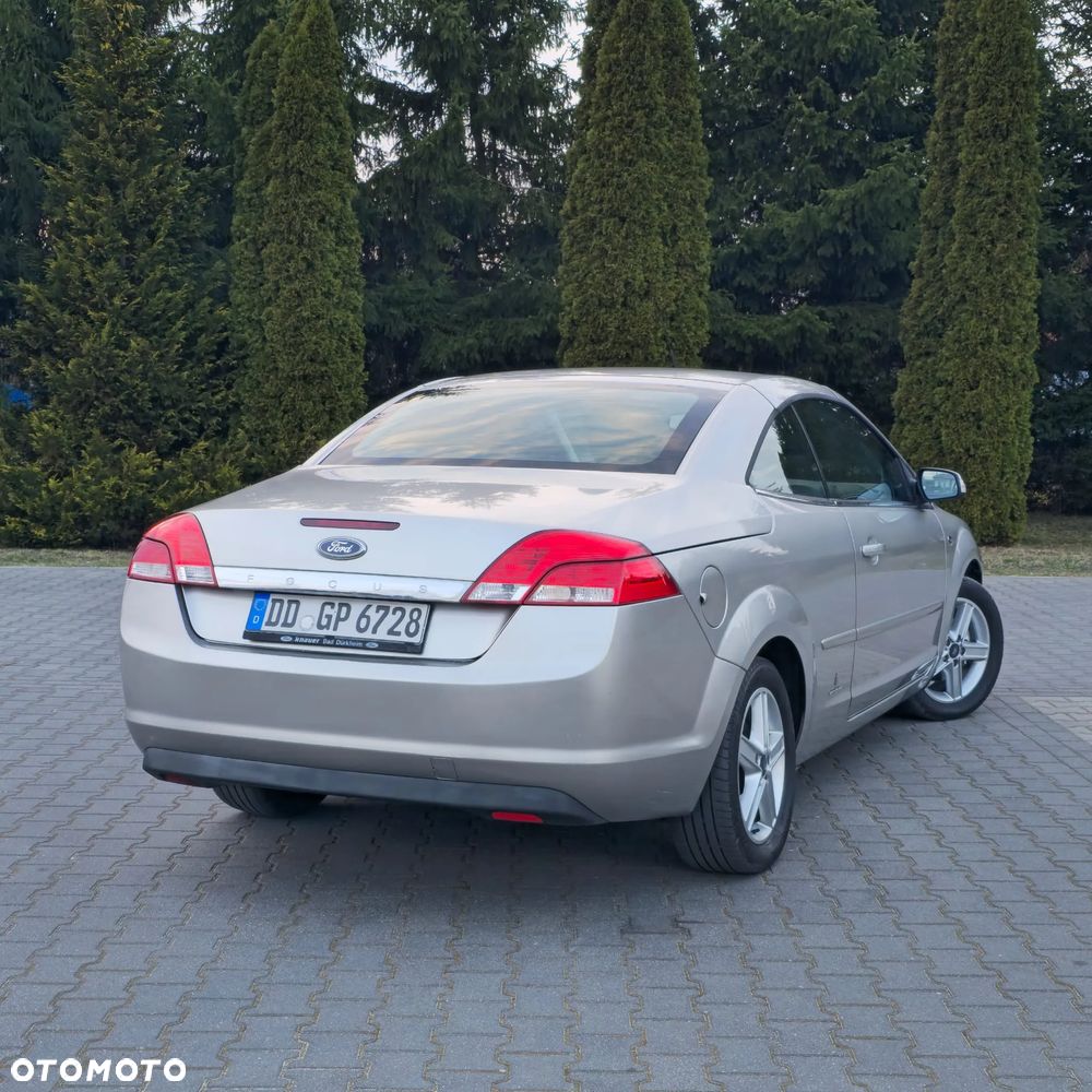 Ford Focus 1.6 16V Fun X - 21