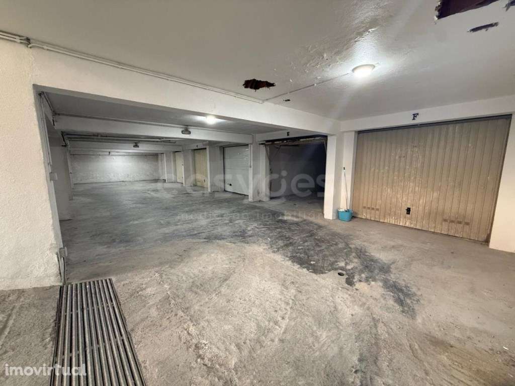 Garagem com 34.68m² no Pinhal Novo - Cascalheira - Grande imagem: 5/15