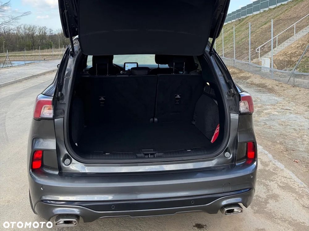 Ford Kuga 1.5 EcoBoost FWD ST-Line - 3