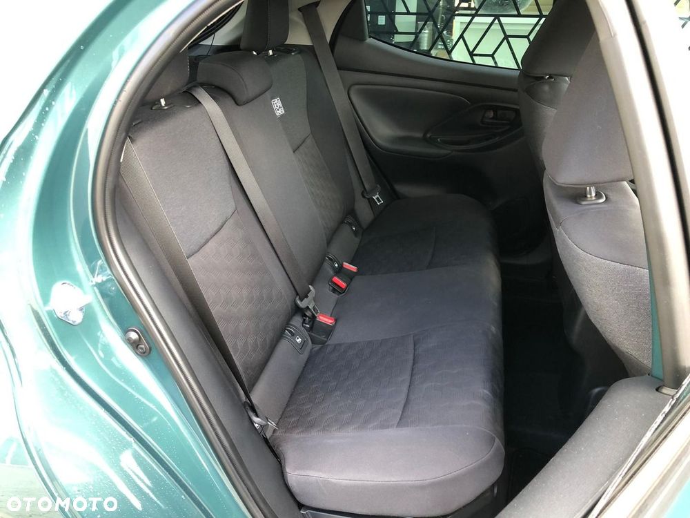 Toyota Yaris Hybrid 1.5 Style - 25