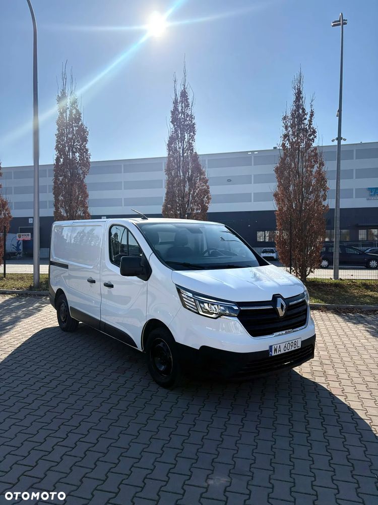 Renault Trafic - 15