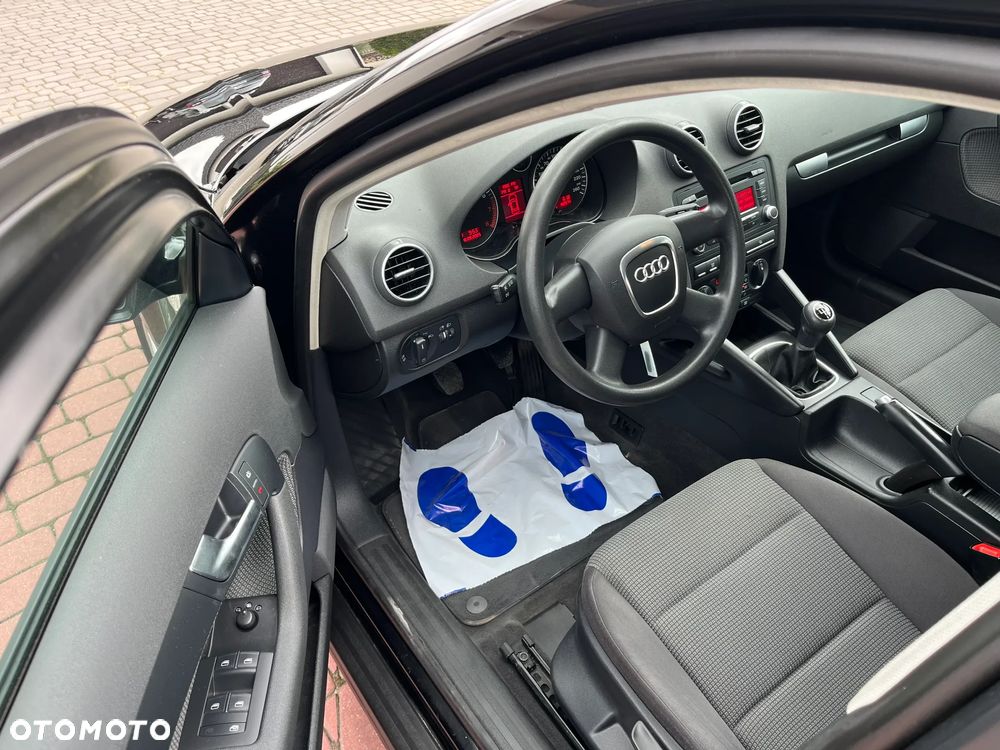 Audi A3 Sportback 1.6 Limited Edition - 9