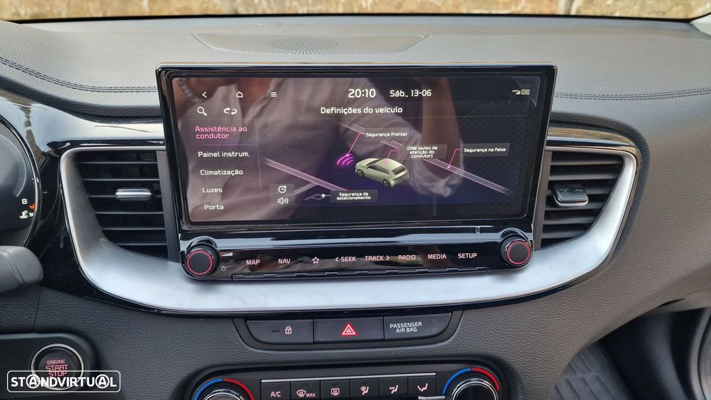 Kia XCeed 1.0 T-GDI Tech+SRF - 22