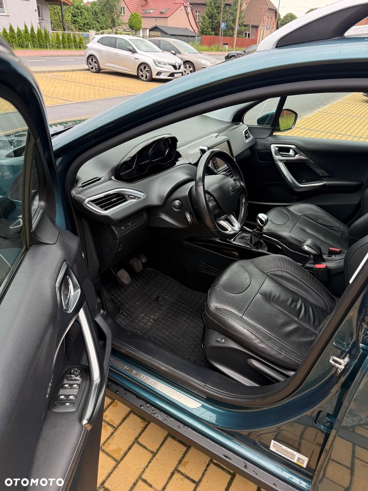 Peugeot 2008 BlueHDi FAP 120 STOP & START Allure - 15