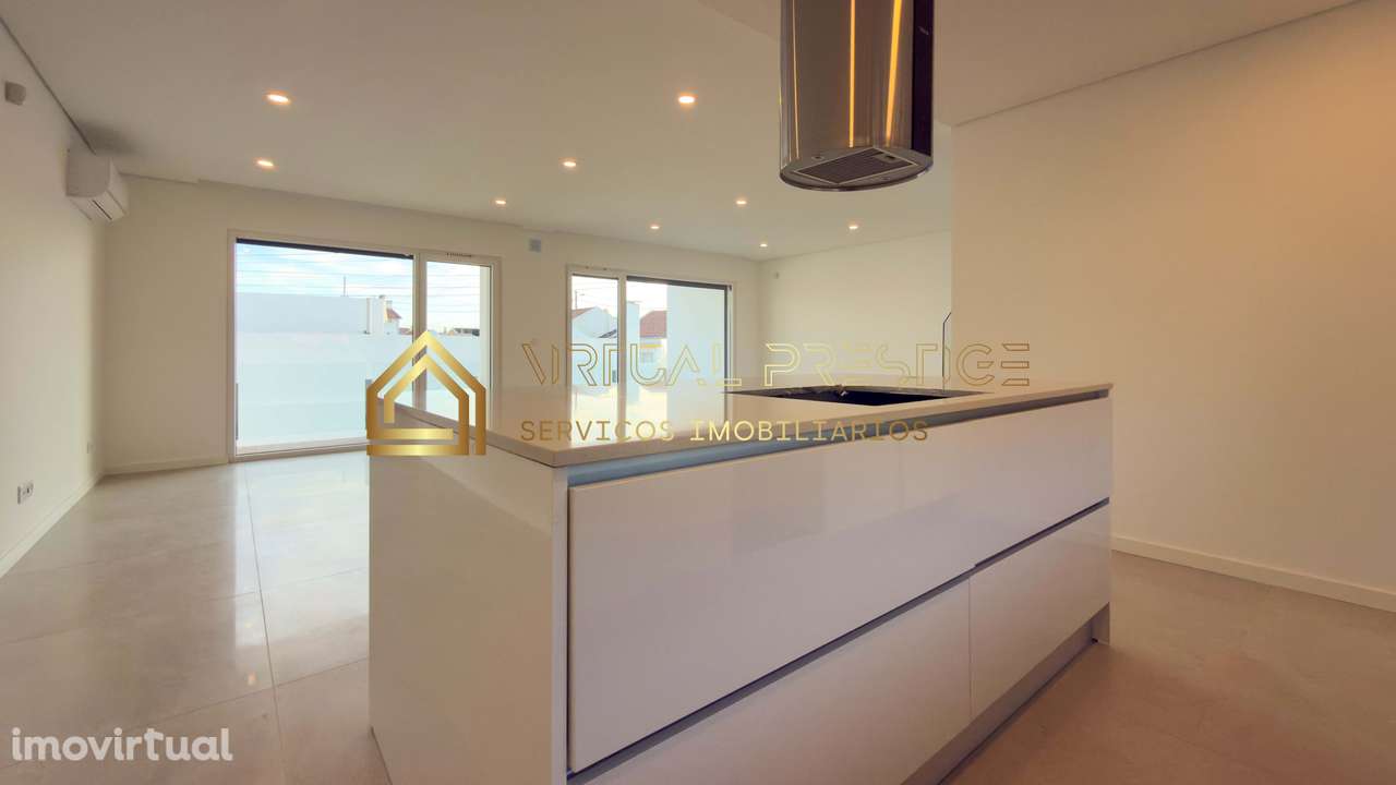 Moradia T4+1 nova de gaveto com piscina e garagem em Palhais + cave... - Grande imagem: 4/34