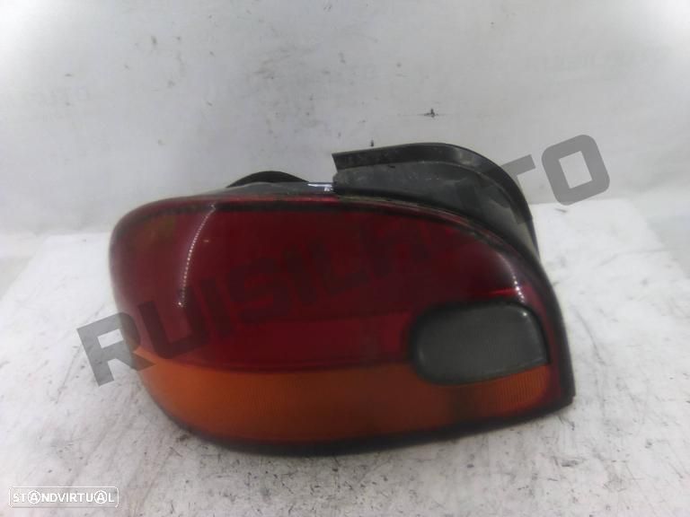 Farolim Trás Painel Esquerdo  Hyundai Accent I [1993_1999] 1.3 - 1