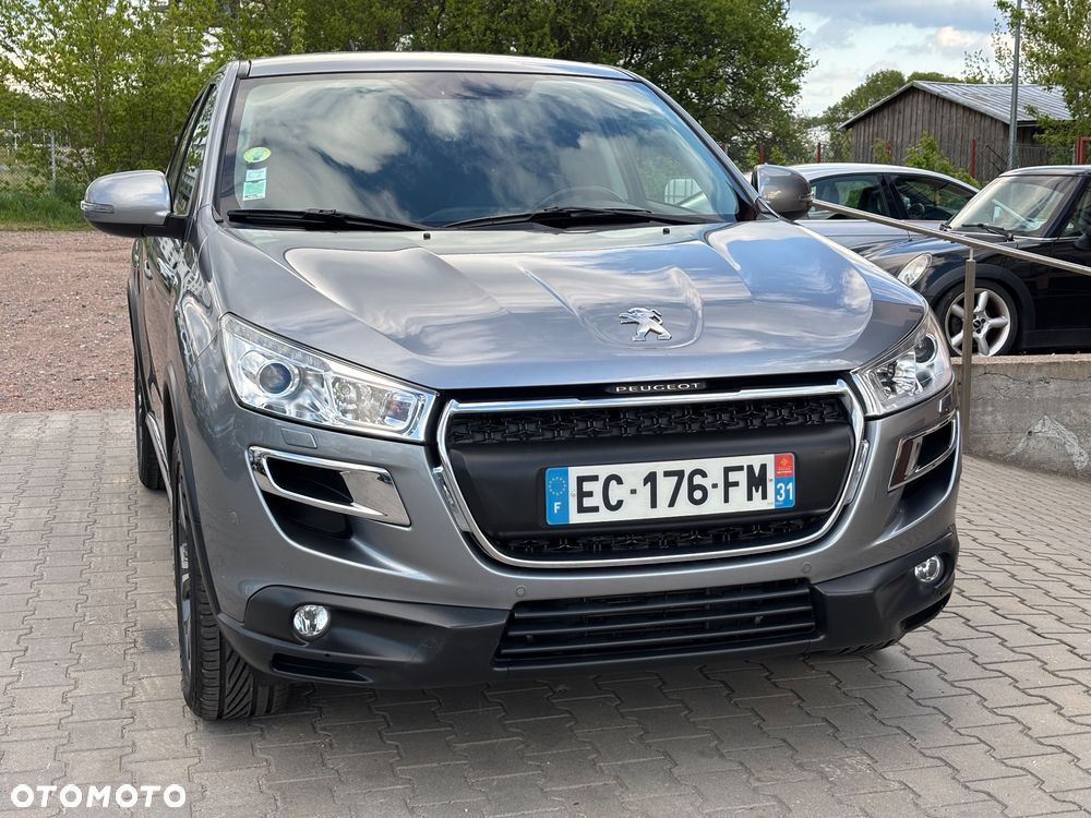 Peugeot 4008 - 12