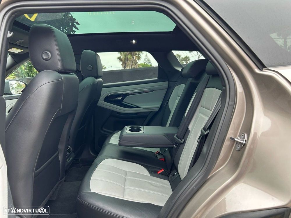 Land Rover Range Rover Evoque 1.5 P300e AWD R-Dynamic SE Auto - 31