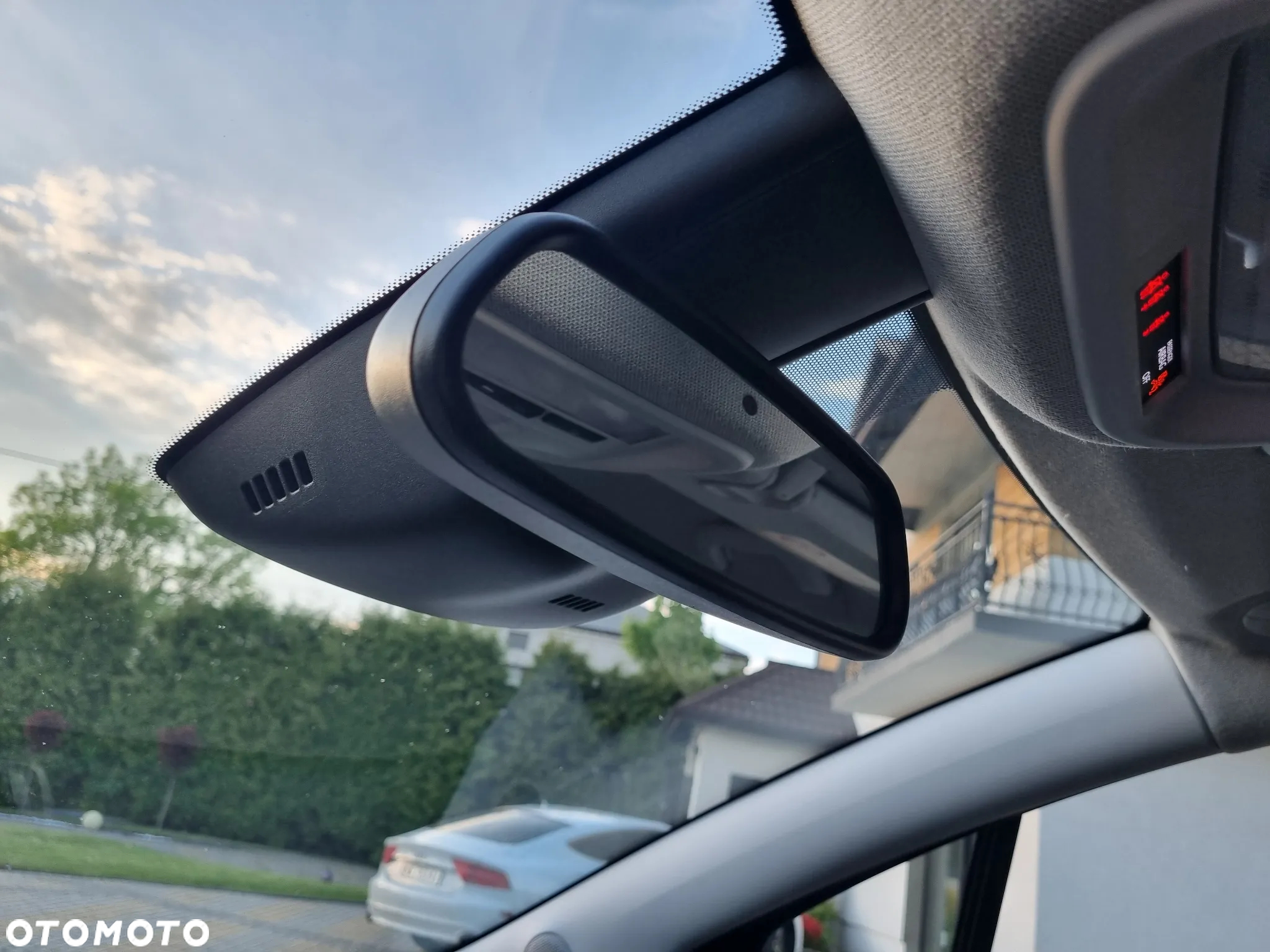 Opel Crossland X 1.2 T Elite S&S - 20