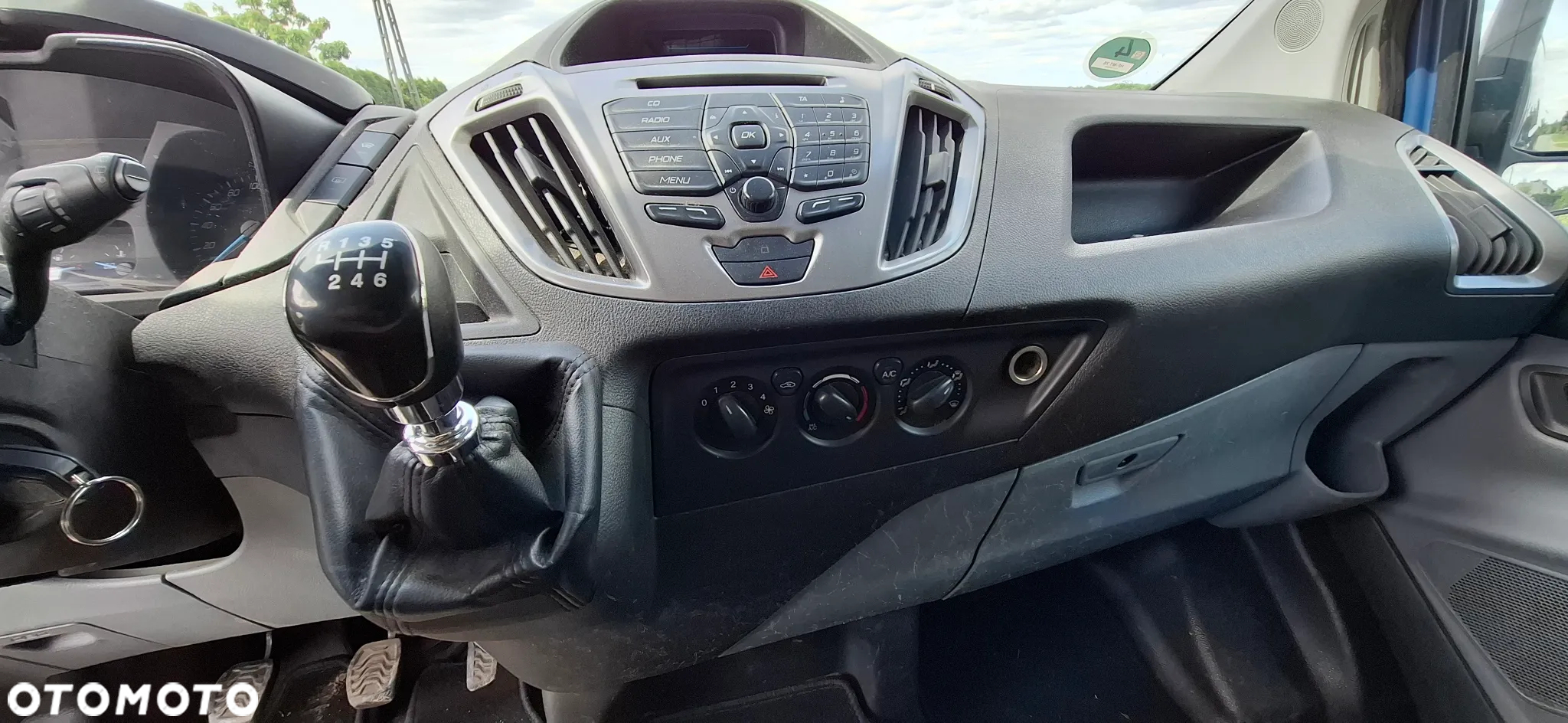 Ford TRANSIT CUSTOM - 14