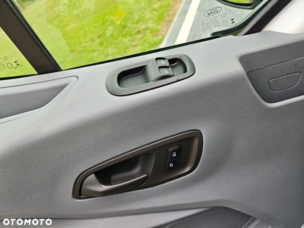 Ford Transit - 16