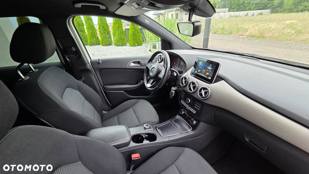 Mercedes-Benz Klasa B 200 (BlueEFFICIENCY) 7G-DCT - 40