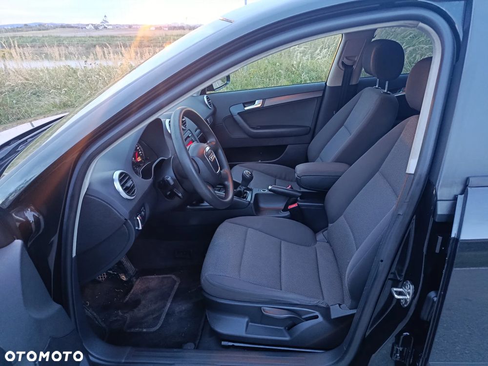 Audi A3 Sportback - 37