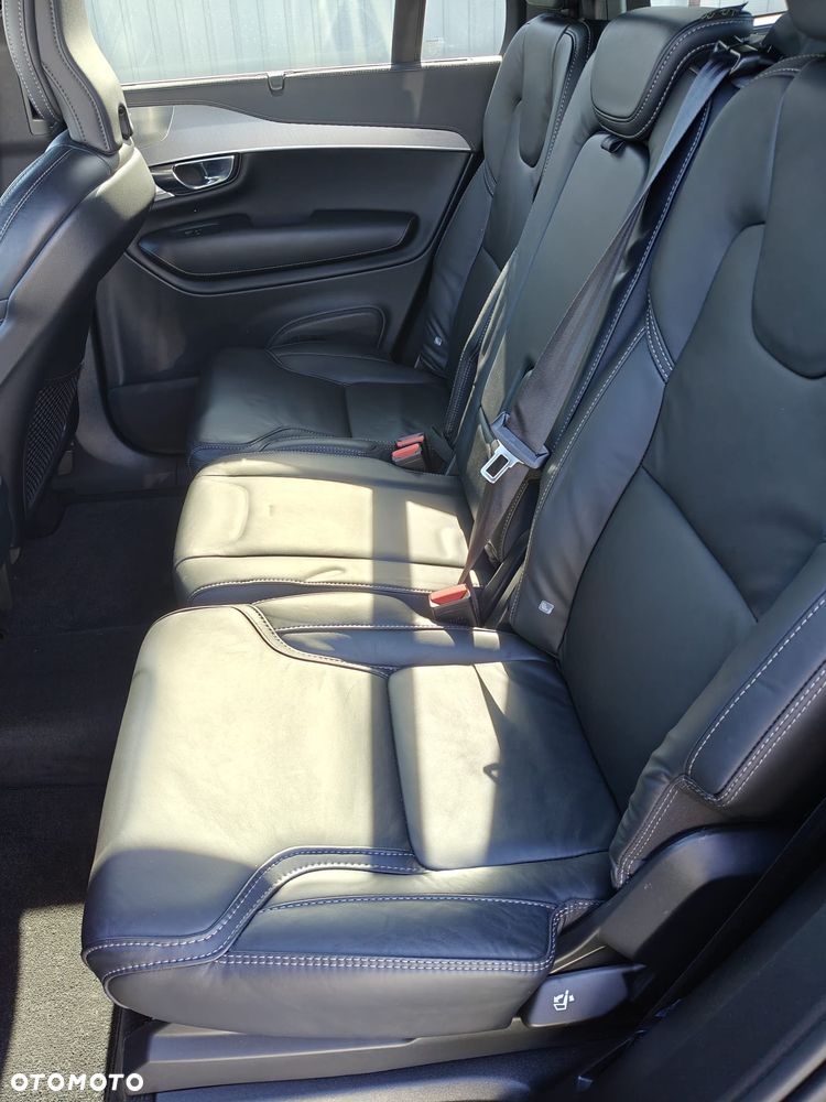 Volvo XC 90 B5 D AWD Plus Dark - 22