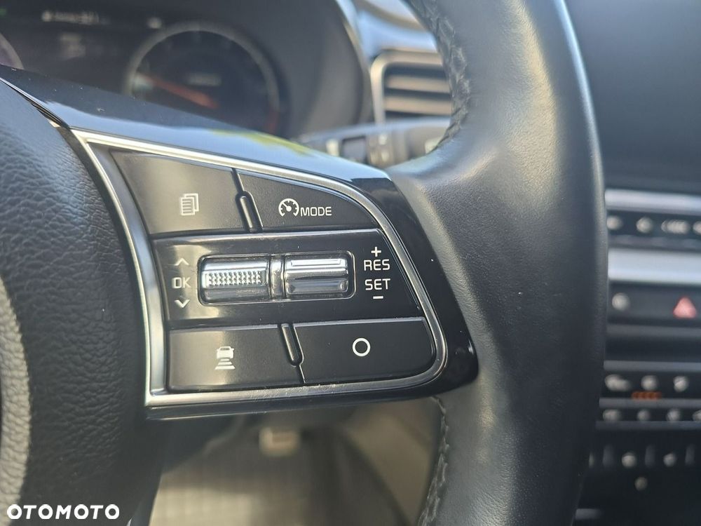 Kia XCeed - 23
