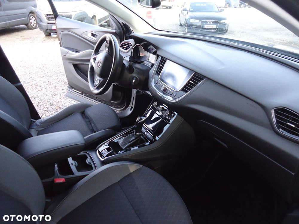 Opel Grandland X 1.5 D Start/Stop Color Line - 17