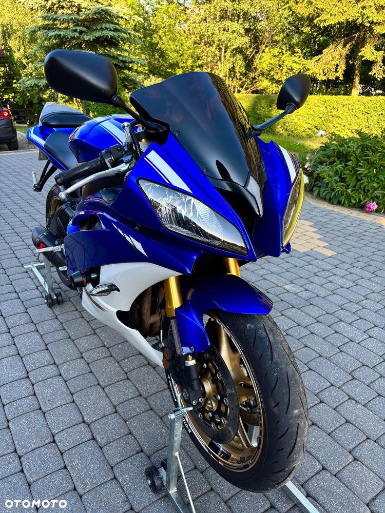 Yamaha R6 - 3