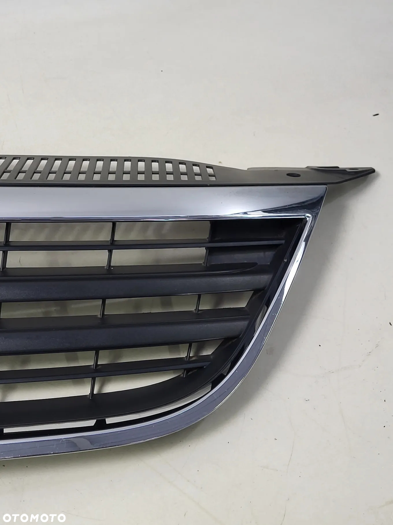 VW TIGUAN 5N 07-11 GRILL ATRAPA 5N0853651 - 5