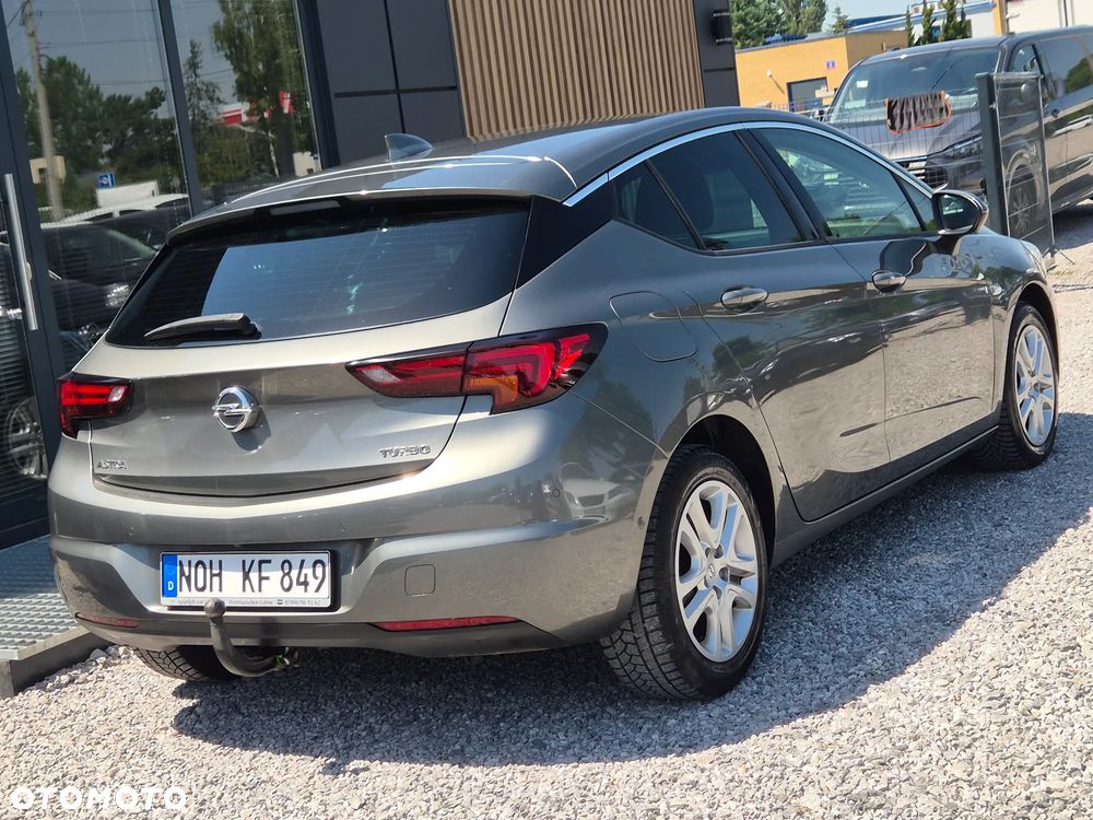Opel Astra 1.4 T Dynamic S&S - 11