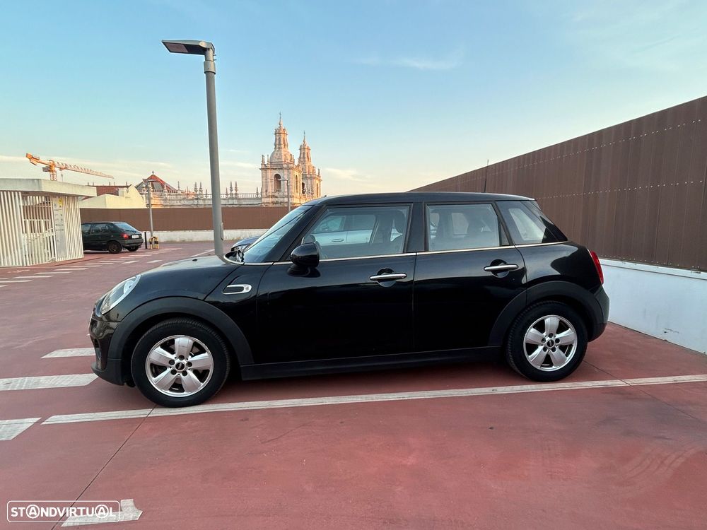 MINI 5 Portas Cooper D - 10