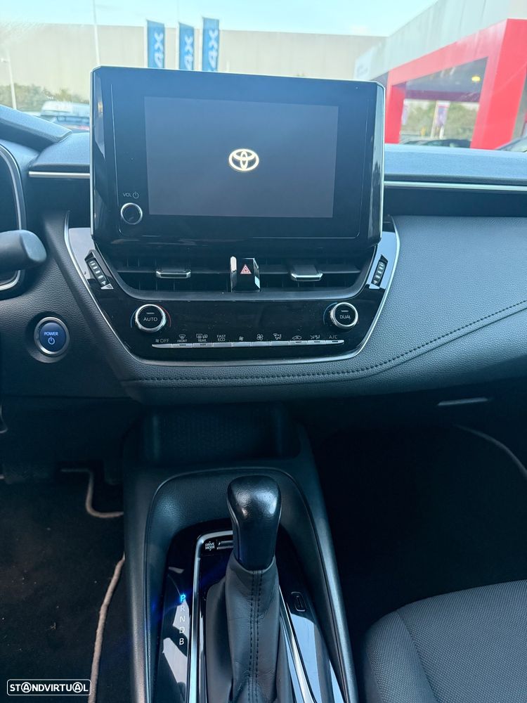 Toyota Corolla SD 1.8 Hybrid Exclusive - 6