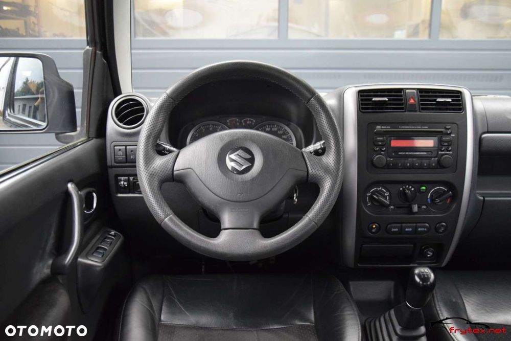 Suzuki Jimny - 28