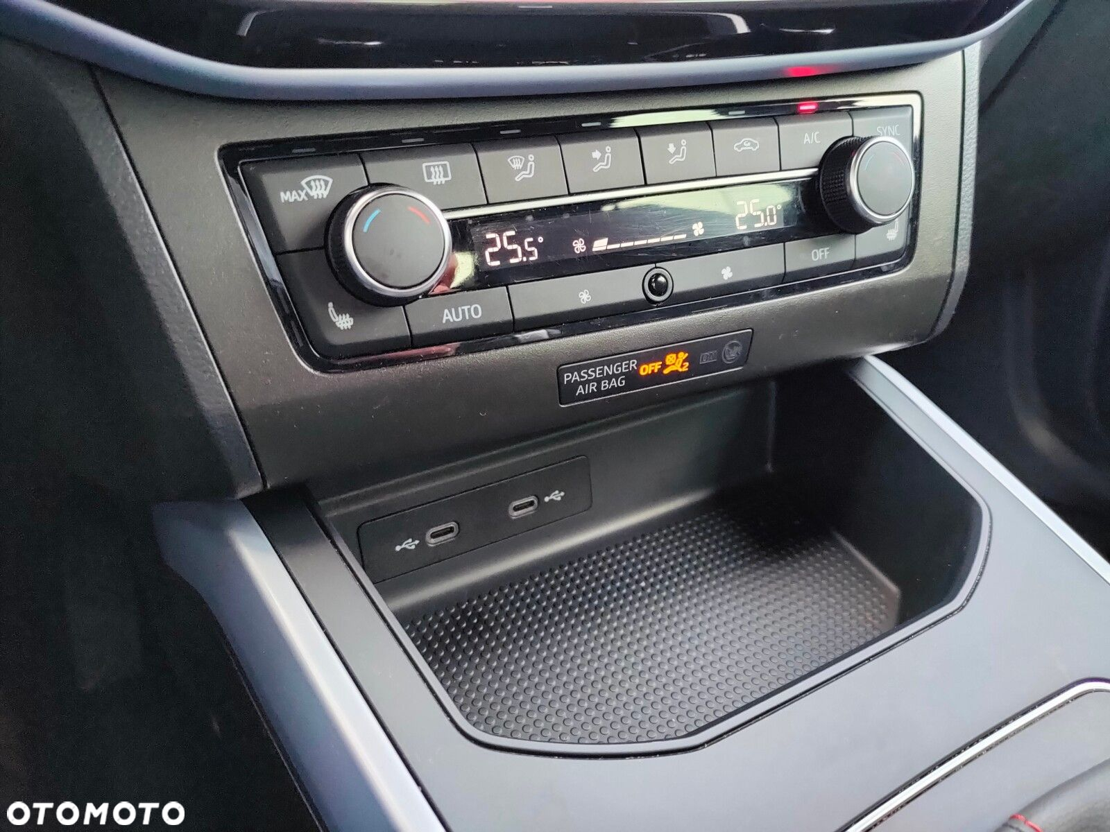 Seat Arona - 28
