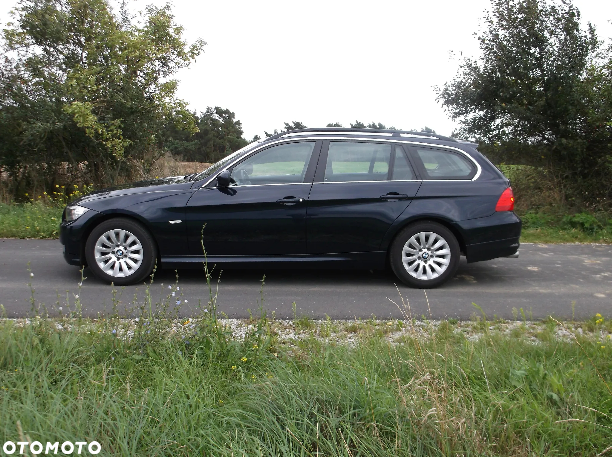 BMW Seria 3 325i Touring Edition Sport - 34