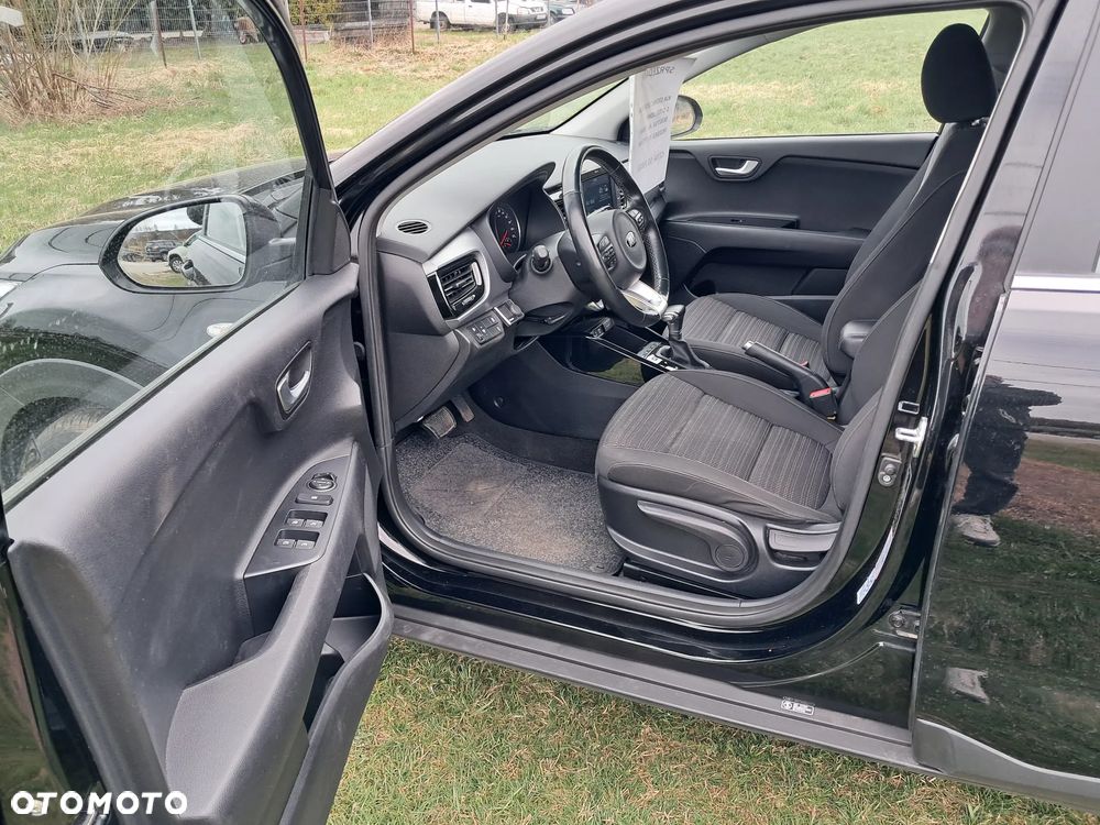 Kia Stonic 1.0 T-GDI L - 15