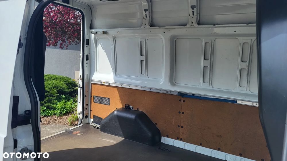 Ford Transit - 26