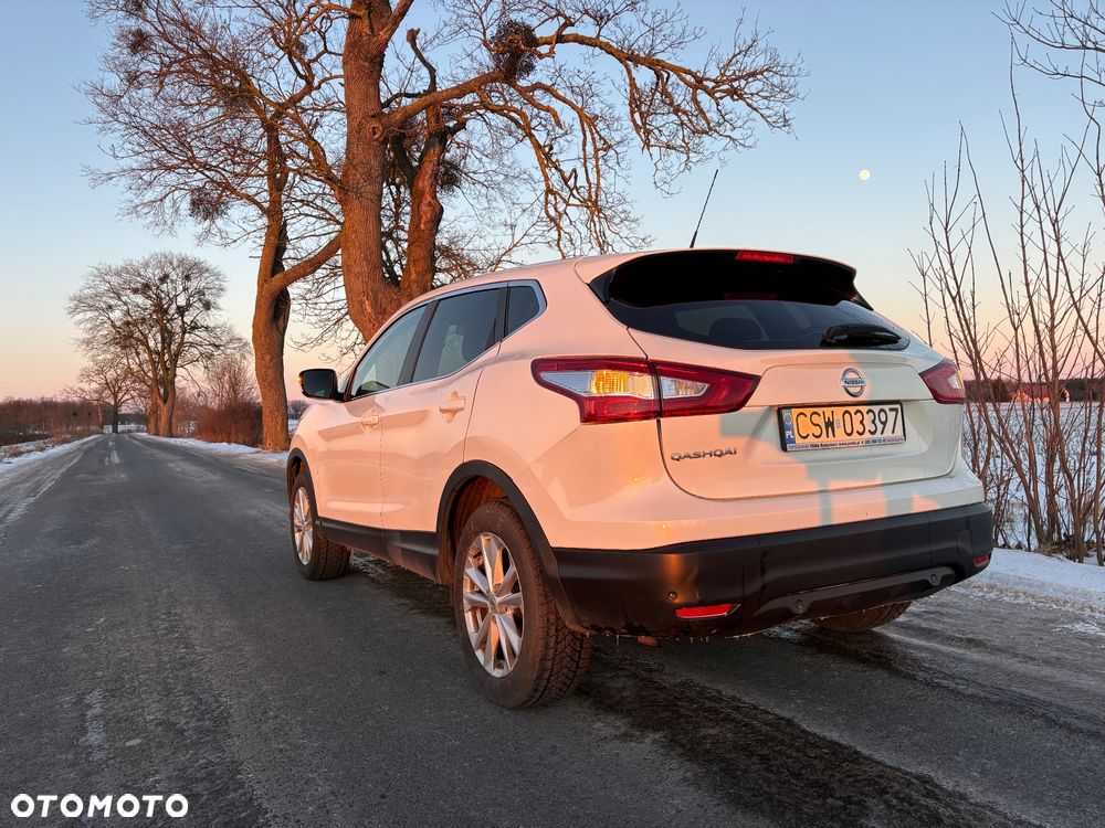 Nissan Qashqai 1.2 DIG-T Acenta EU6 - 6