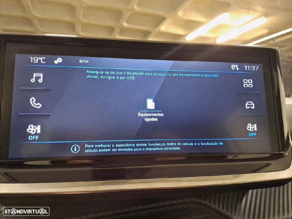 Peugeot 208 1.2 PureTech Style - 19