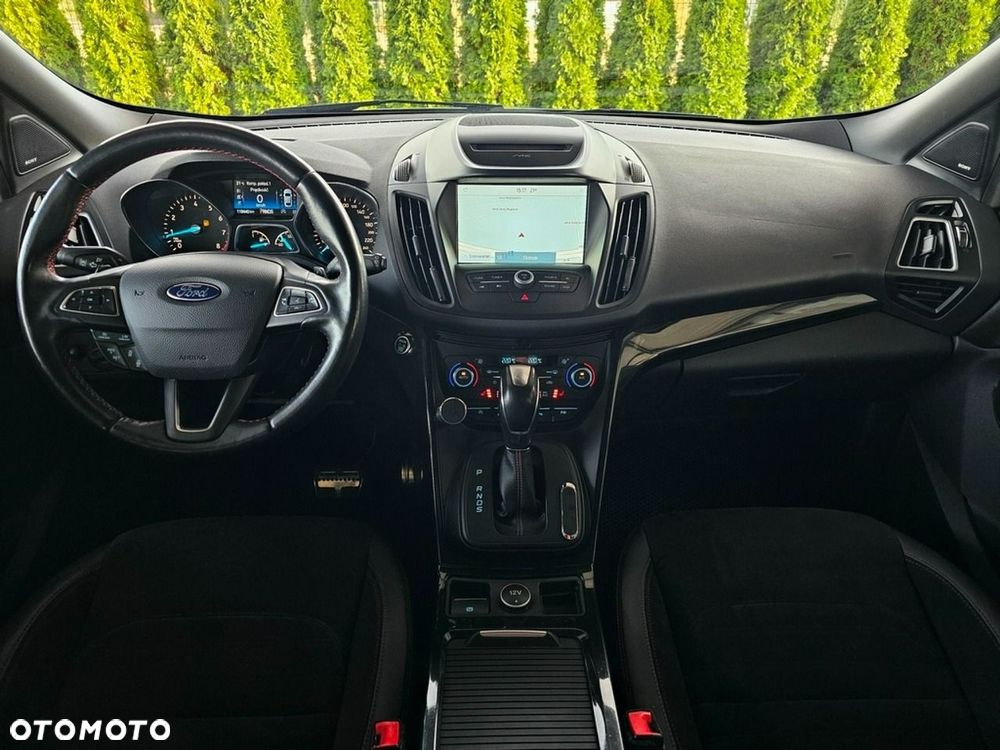 Ford Kuga - 30
