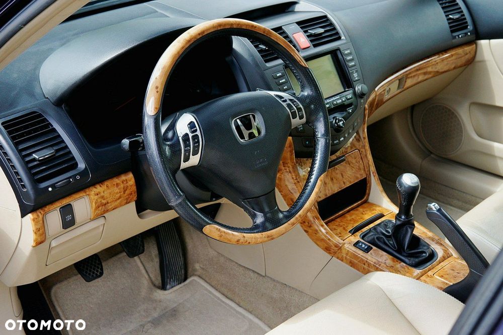 Honda Accord - 13