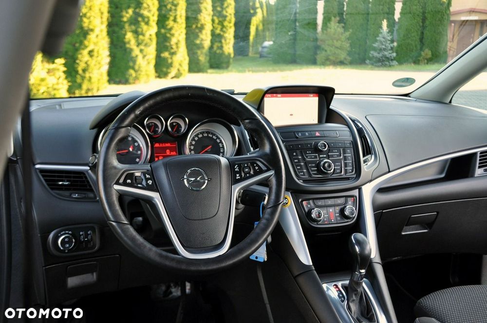 Opel Zafira - 30