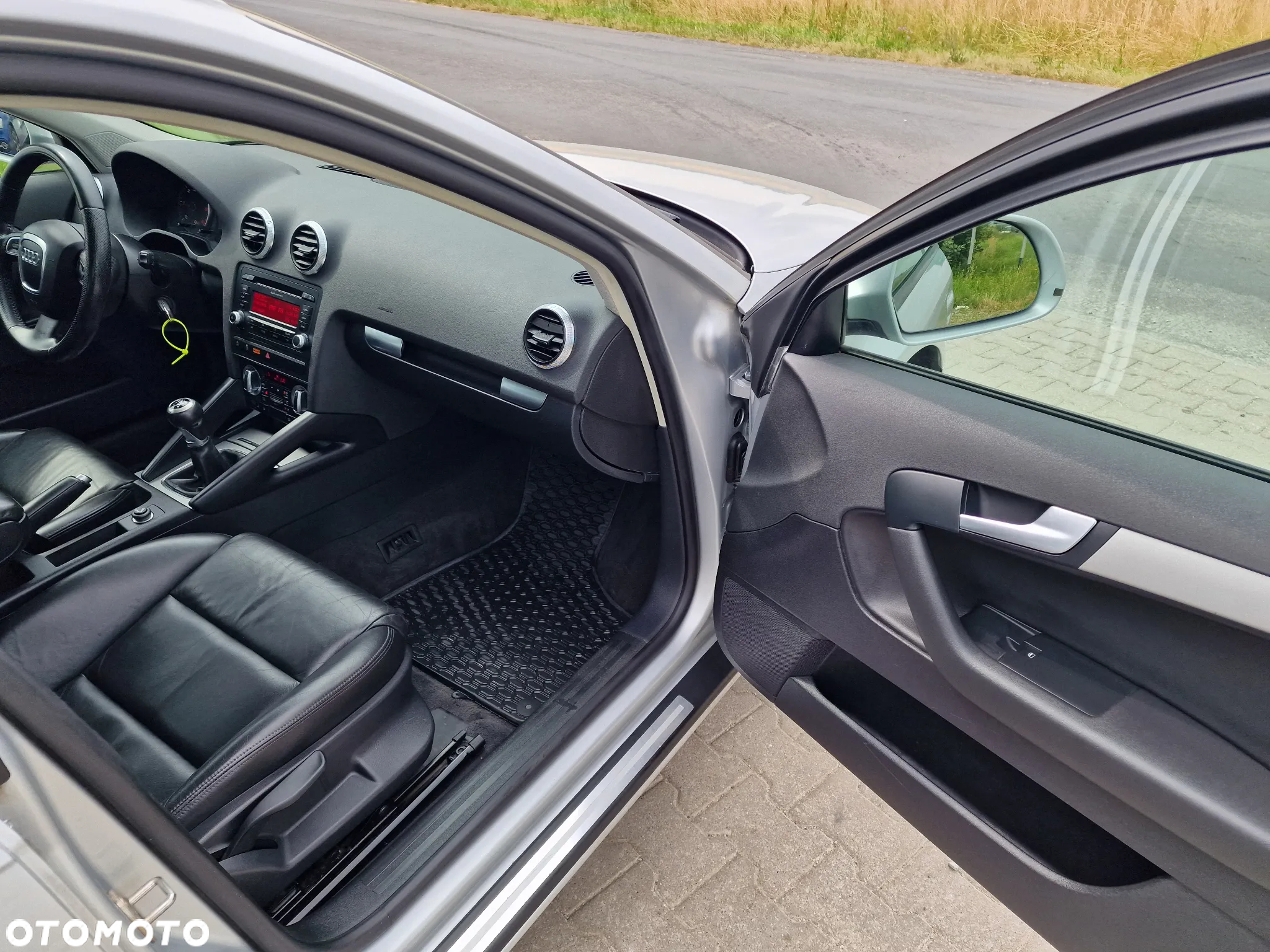 Audi A3 2.0 TDI Sportback DPF Attraction - 24