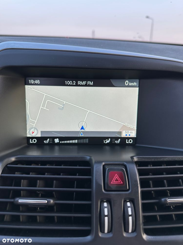 Volvo XC 60 T5 Drive-E Momentum - 19
