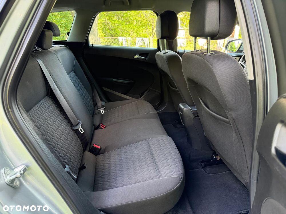 Opel Astra 1.4 Turbo Active - 24