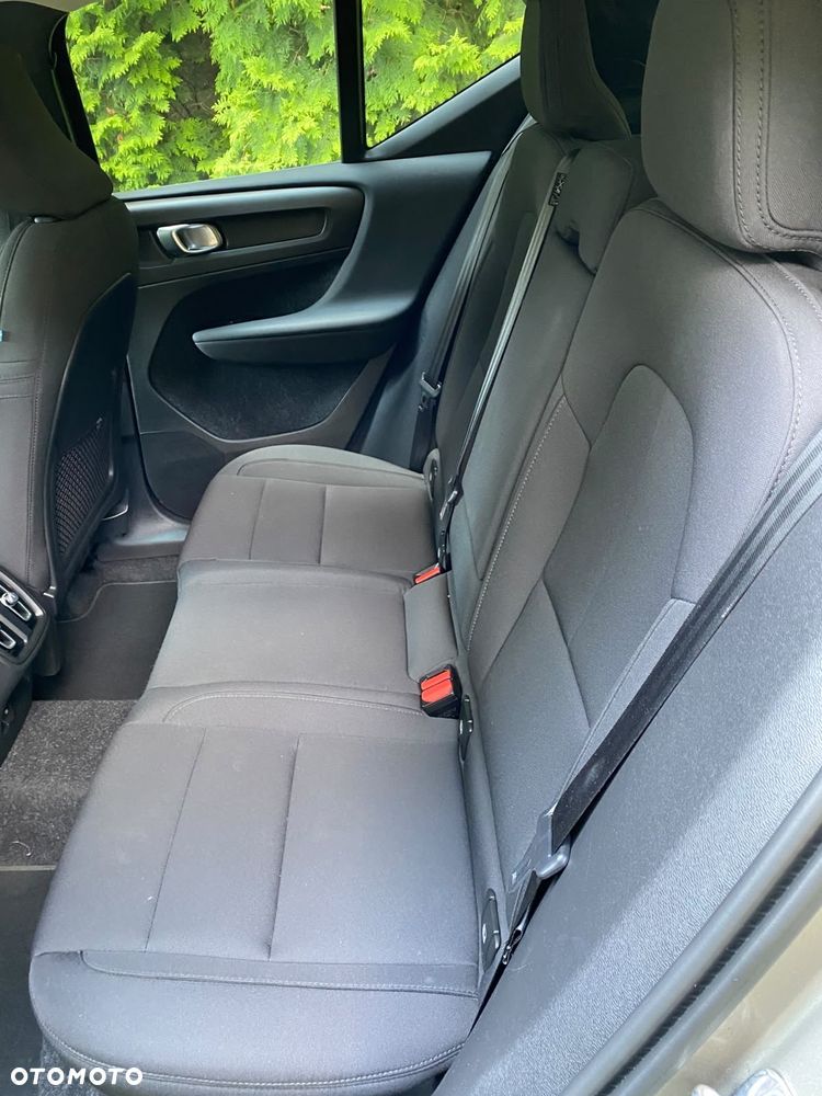 Volvo XC 40 B4 B AWD Momentum Pro - 5