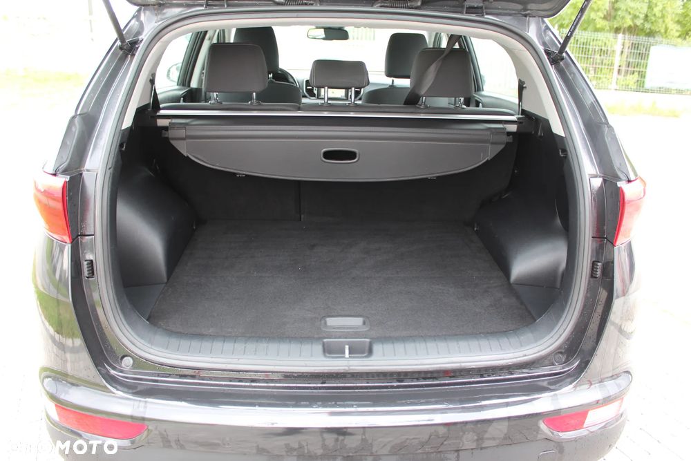 Kia Sportage 1.7 CRDI 2WD ISG Dream-Team Edition - 13