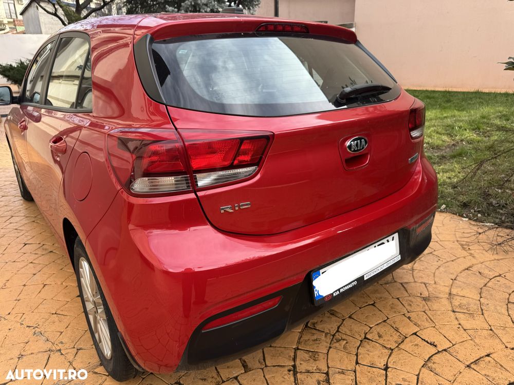 Kia Rio - 11
