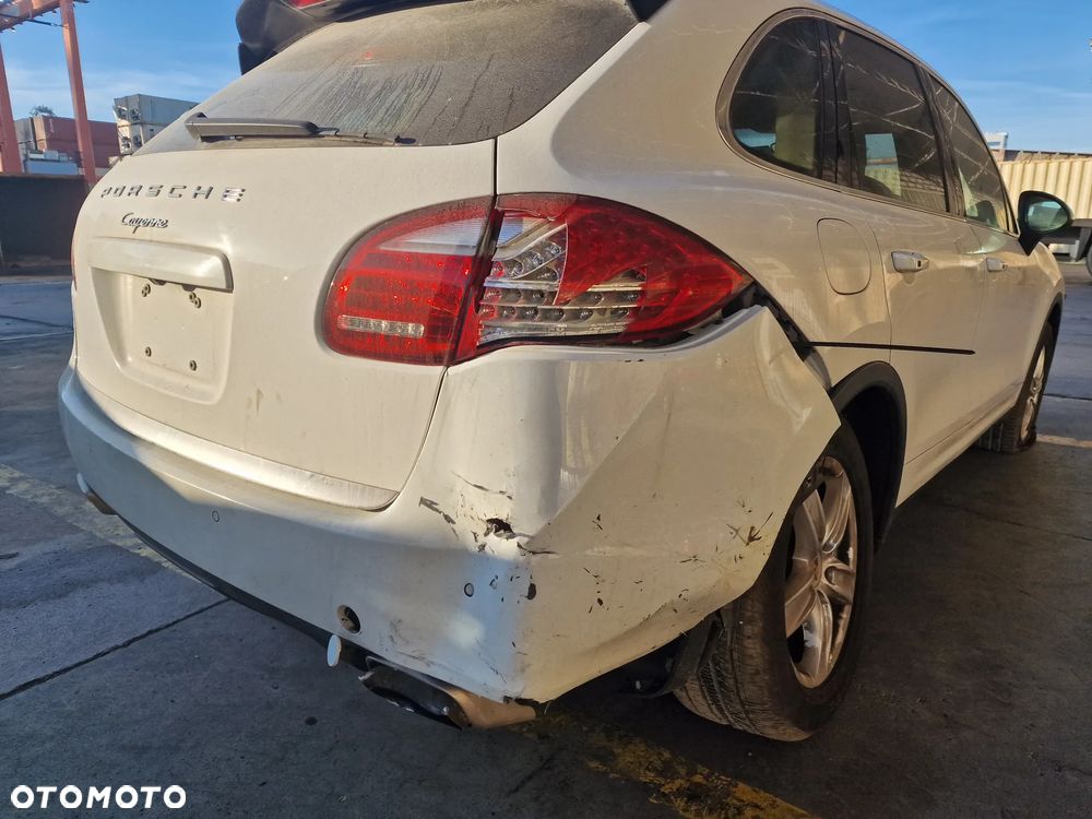 Porsche Cayenne - 3