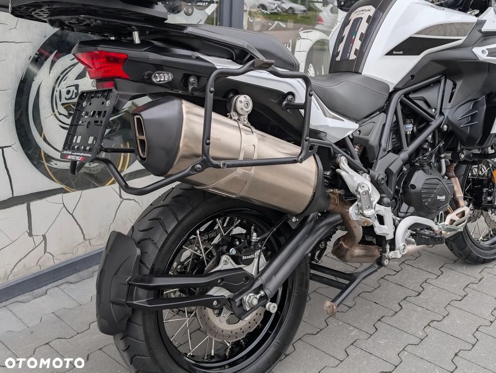Benelli TRK 502X - 12