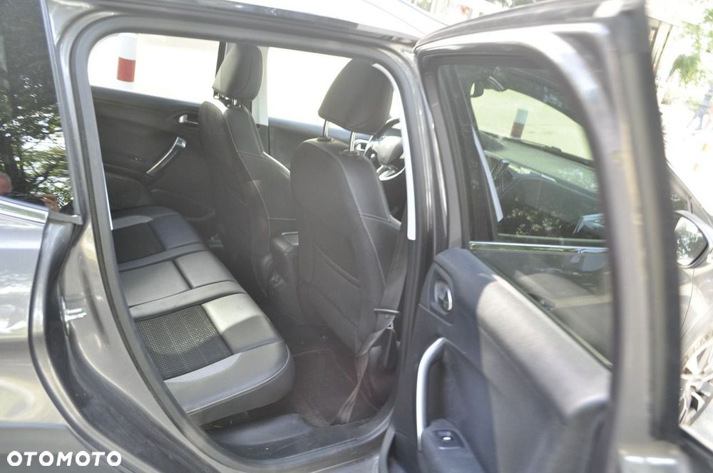 Peugeot 2008 - 7