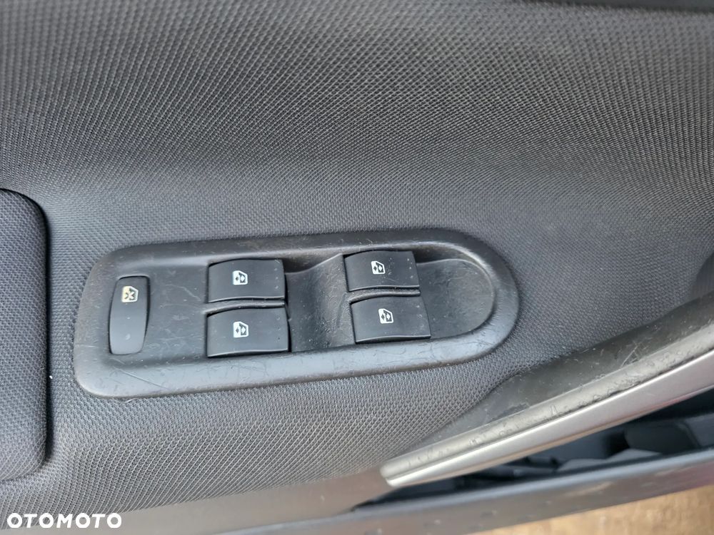 Renault Megane 1.6 16V Luxe Expression - 8