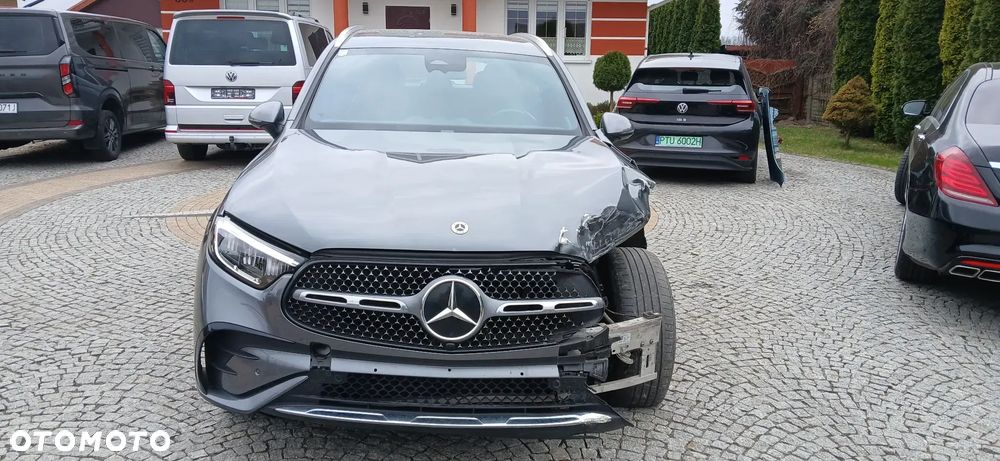 Mercedes-Benz GLC ver-200-mhev-4--matic-amg-line - 7