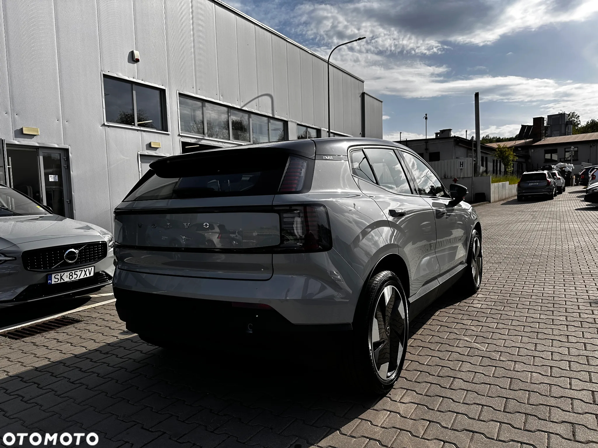 Volvo EX30 69kWh Twin Motor Plus - 4