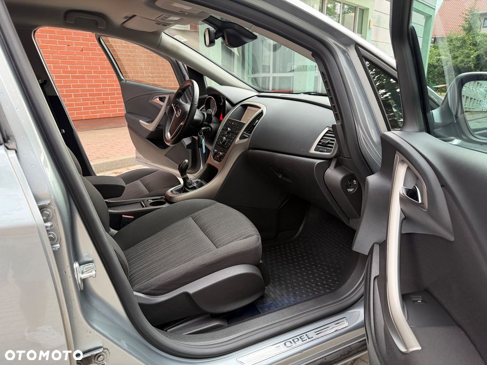 Opel Astra 1.4 Turbo Edition - 24